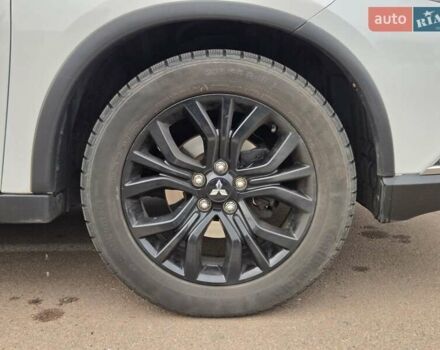 Белый Мицубиси Аутлендер, объемом двигателя 2.4 л и пробегом 115 тыс. км за 19300 $, фото 18 на Automoto.ua