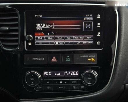 Белый Мицубиси Аутлендер, объемом двигателя 2.4 л и пробегом 115 тыс. км за 19300 $, фото 23 на Automoto.ua