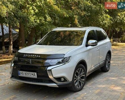 Білий Міцубісі Аутлендер, об'ємом двигуна 3 л та пробігом 160 тис. км за 16900 $, фото 10 на Automoto.ua
