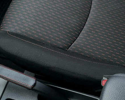 Білий Міцубісі Аутлендер, об'ємом двигуна 2 л та пробігом 47 тис. км за 13700 $, фото 11 на Automoto.ua