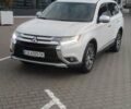 Білий Міцубісі Аутлендер, об'ємом двигуна 2.36 л та пробігом 118 тис. км за 17800 $, фото 1 на Automoto.ua