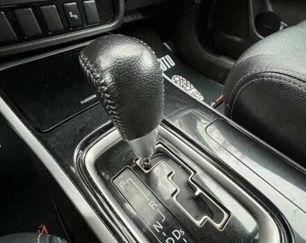 Белый Мицубиси Аутлендер, объемом двигателя 2.36 л и пробегом 153 тыс. км за 15700 $, фото 26 на Automoto.ua