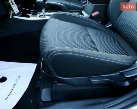 Міцубісі Аутлендер 2018 у Дрогобичі на Automoto.ua Білий Міцубісі Аутлендер, об'ємом двигуна 2.4 л та пробігом 59 тис. км за 17999 $, фото 62 на Automoto.ua