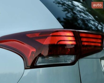 Міцубісі Аутлендер 2018 у Дрогобичі на Automoto.ua Білий Міцубісі Аутлендер, об'ємом двигуна 2.4 л та пробігом 59 тис. км за 17999 $, фото 41 на Automoto.ua