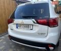 Белый Мицубиси Аутлендер, объемом двигателя 2 л и пробегом 56 тыс. км за 19400 $, фото 5 на Automoto.ua