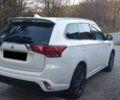 Білий Міцубісі Аутлендер, об'ємом двигуна 2.4 л та пробігом 45 тис. км за 12000 $, фото 7 на Automoto.ua
