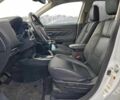 Белый Мицубиси Аутлендер, объемом двигателя 2 л и пробегом 73 тыс. км за 4000 $, фото 6 на Automoto.ua