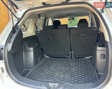 Белый Мицубиси Аутлендер, объемом двигателя 2 л и пробегом 56 тыс. км за 19400 $, фото 55 на Automoto.ua