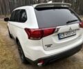 Белый Мицубиси Аутлендер, объемом двигателя 2.4 л и пробегом 130 тыс. км за 16200 $, фото 5 на Automoto.ua
