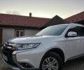 Білий Міцубісі Аутлендер, об'ємом двигуна 2 л та пробігом 161 тис. км за 18000 $, фото 1 на Automoto.ua