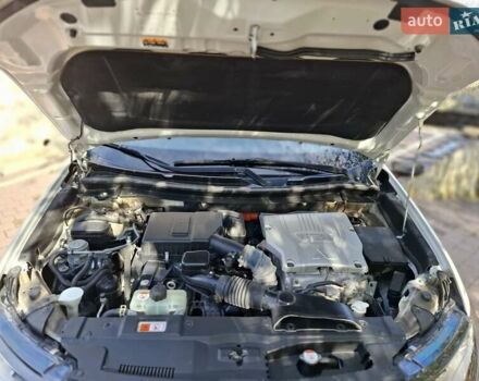 Мицубиси Аутлендер 2018 в Тернополе на Automoto.ua Белый Мицубиси Аутлендер, объемом двигателя 2 л и пробегом 96 тыс. км за 18900 $, фото 17 на Automoto.ua