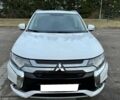 Білий Міцубісі Аутлендер, об'ємом двигуна 0 л та пробігом 130 тис. км за 17000 $, фото 7 на Automoto.ua