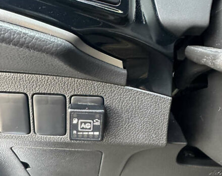 Белый Мицубиси Аутлендер, объемом двигателя 2.36 л и пробегом 114 тыс. км за 16999 $, фото 9 на Automoto.ua