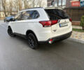 Білий Міцубісі Аутлендер, об'ємом двигуна 2.4 л та пробігом 130 тис. км за 15700 $, фото 5 на Automoto.ua