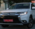 Міцубісі Аутлендер 2018 у Дрогобичі на Automoto.ua Білий Міцубісі Аутлендер, об'ємом двигуна 2.4 л та пробігом 59 тис. км за 17999 $, фото 1 на Automoto.ua