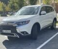 Білий Міцубісі Аутлендер, об'ємом двигуна 2.4 л та пробігом 91 тис. км за 15999 $, фото 2 на Automoto.ua