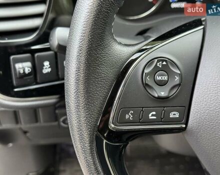 Белый Мицубиси Аутлендер, объемом двигателя 2 л и пробегом 45 тыс. км за 20200 $, фото 46 на Automoto.ua