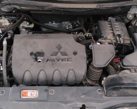 Белый Мицубиси Аутлендер, объемом двигателя 2.4 л и пробегом 122 тыс. км за 17400 $, фото 23 на Automoto.ua