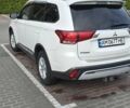 Мицубиси Аутлендер 2018 в Житомире на Automoto.ua Белый Мицубиси Аутлендер, объемом двигателя 2.36 л и пробегом 282 тыс. км за 15500 $, фото 7 на Automoto.ua