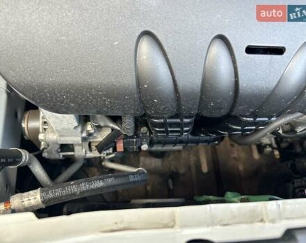 Белый Мицубиси Аутлендер, объемом двигателя 2 л и пробегом 56 тыс. км за 19400 $, фото 66 на Automoto.ua