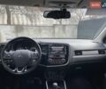 Белый Мицубиси Аутлендер, объемом двигателя 2.36 л и пробегом 112 тыс. км за 21500 $, фото 14 на Automoto.ua