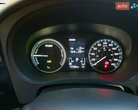 Мицубиси Аутлендер 2018 в Львове на Automoto.ua Белый Мицубиси Аутлендер, объемом двигателя 2 л и пробегом 177 тыс. км за 19950 $, фото 27 на Automoto.ua