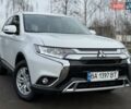 Белый Мицубиси Аутлендер, объемом двигателя 2 л и пробегом 45 тыс. км за 20200 $, фото 29 на Automoto.ua
