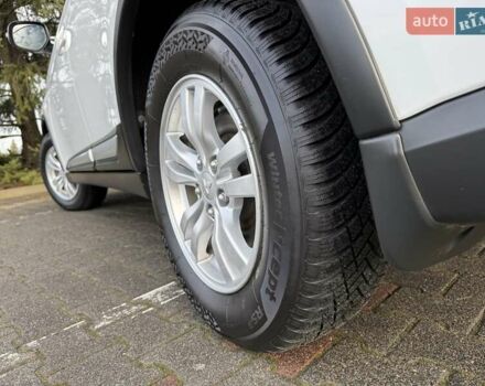 Белый Мицубиси Аутлендер, объемом двигателя 2 л и пробегом 45 тыс. км за 20200 $, фото 17 на Automoto.ua