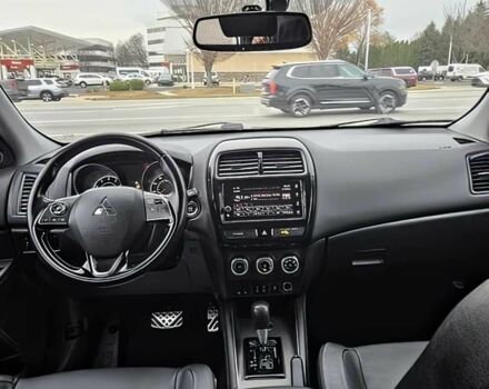 Білий Міцубісі Аутлендер, об'ємом двигуна 2.4 л та пробігом 30 тис. км за 10500 $, фото 8 на Automoto.ua