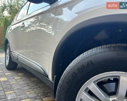 Белый Мицубиси Аутлендер, объемом двигателя 2 л и пробегом 56 тыс. км за 19400 $, фото 83 на Automoto.ua