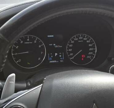 Мицубиси Аутлендер 2018 в Житомире на Automoto.ua Белый Мицубиси Аутлендер, объемом двигателя 2.36 л и пробегом 282 тыс. км за 15500 $, фото 9 на Automoto.ua