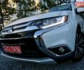 Міцубісі Аутлендер 2018 у Дрогобичі на Automoto.ua Білий Міцубісі Аутлендер, об'ємом двигуна 2.4 л та пробігом 59 тис. км за 17999 $, фото 31 на Automoto.ua