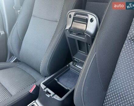 Белый Мицубиси Аутлендер, объемом двигателя 2 л и пробегом 56 тыс. км за 19400 $, фото 39 на Automoto.ua