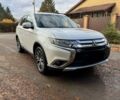 Мицубиси Аутлендер 2018 в Киеве на Automoto.ua Белый Мицубиси Аутлендер, объемом двигателя 2.4 л и пробегом 98 тыс. км за 12000 $, фото 1 на Automoto.ua