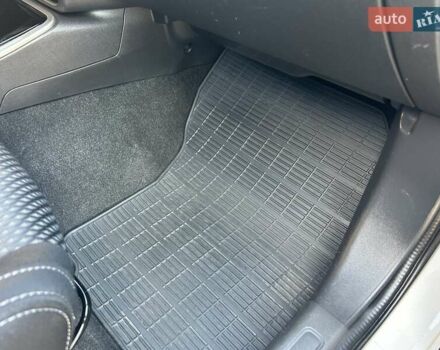 Белый Мицубиси Аутлендер, объемом двигателя 2 л и пробегом 56 тыс. км за 19400 $, фото 42 на Automoto.ua