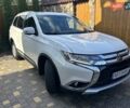 Белый Мицубиси Аутлендер, объемом двигателя 2 л и пробегом 56 тыс. км за 19400 $, фото 30 на Automoto.ua