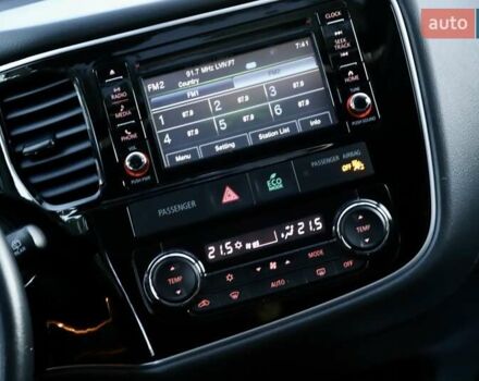 Міцубісі Аутлендер 2018 у Дрогобичі на Automoto.ua Білий Міцубісі Аутлендер, об'ємом двигуна 2.4 л та пробігом 59 тис. км за 17999 $, фото 67 на Automoto.ua