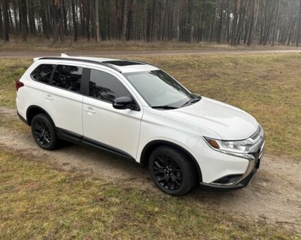 Белый Мицубиси Аутлендер, объемом двигателя 2.4 л и пробегом 130 тыс. км за 16200 $, фото 6 на Automoto.ua