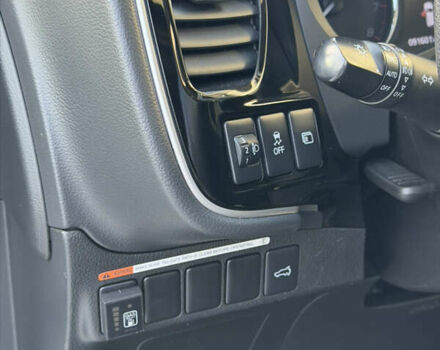 Белый Мицубиси Аутлендер, объемом двигателя 2.4 л и пробегом 91 тыс. км за 19199 $, фото 11 на Automoto.ua