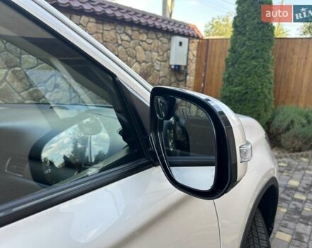 Белый Мицубиси Аутлендер, объемом двигателя 2 л и пробегом 56 тыс. км за 19400 $, фото 12 на Automoto.ua