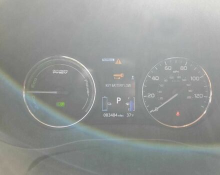 Белый Мицубиси Аутлендер, объемом двигателя 2 л и пробегом 129 тыс. км за 5100 $, фото 8 на Automoto.ua