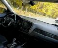 Білий Міцубісі Аутлендер, об'ємом двигуна 2 л та пробігом 177 тис. км за 19850 $, фото 27 на Automoto.ua