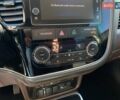 Белый Мицубиси Аутлендер, объемом двигателя 2 л и пробегом 225 тыс. км за 17900 $, фото 16 на Automoto.ua