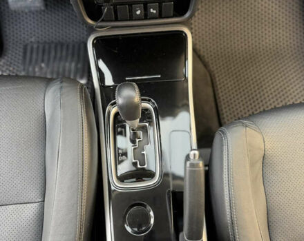 Белый Мицубиси Аутлендер, объемом двигателя 2.4 л и пробегом 91 тыс. км за 19199 $, фото 26 на Automoto.ua