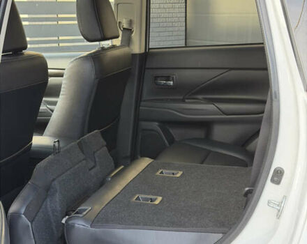 Белый Мицубиси Аутлендер, объемом двигателя 2.4 л и пробегом 91 тыс. км за 19199 $, фото 15 на Automoto.ua