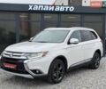 Білий Міцубісі Аутлендер, об'ємом двигуна 3 л та пробігом 127 тис. км за 16400 $, фото 1 на Automoto.ua
