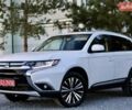 Міцубісі Аутлендер 2018 у Дрогобичі на Automoto.ua Білий Міцубісі Аутлендер, об'ємом двигуна 2.4 л та пробігом 59 тис. км за 17999 $, фото 9 на Automoto.ua