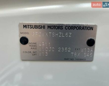 Белый Мицубиси Аутлендер, объемом двигателя 2 л и пробегом 56 тыс. км за 19400 $, фото 85 на Automoto.ua