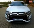 Мицубиси Аутлендер 2018 в Львове на Automoto.ua Белый Мицубиси Аутлендер, объемом двигателя 2 л и пробегом 177 тыс. км за 19950 $, фото 16 на Automoto.ua