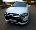 Мицубиси Аутлендер 2018 в Львове на Automoto.ua Белый Мицубиси Аутлендер, объемом двигателя 2 л и пробегом 177 тыс. км за 19950 $, фото 15 на Automoto.ua